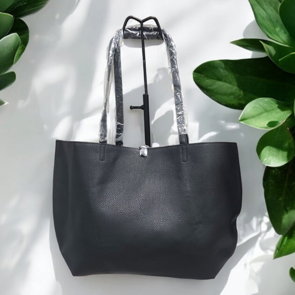 NWT Badgley Mischka Tote - Picture 2 of 7